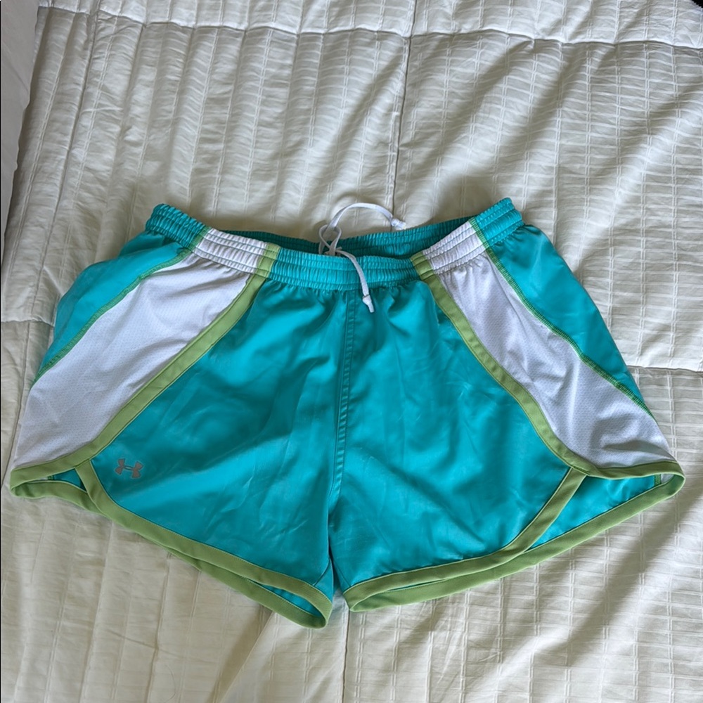 Under Armour Blue and White Athletic Shorts Lightweight Breathable